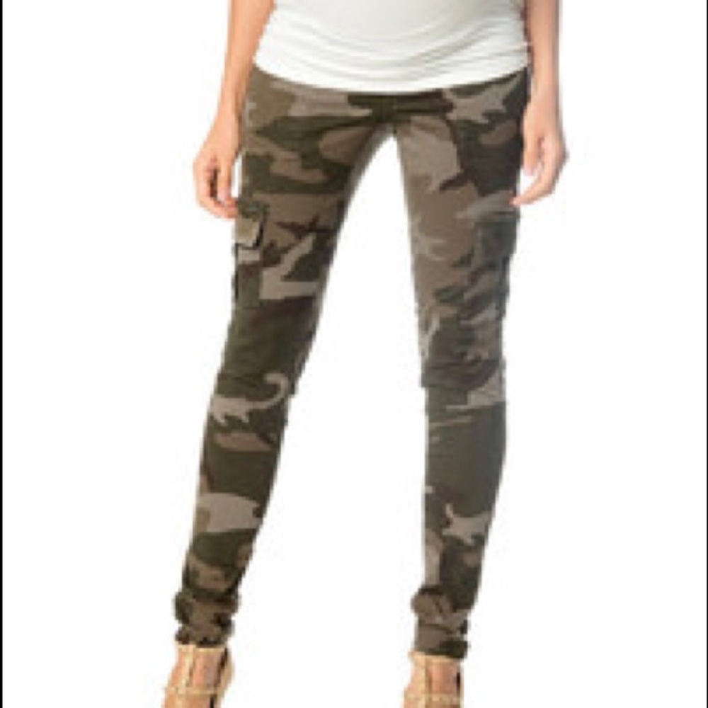 Jolt camouflage cargo pants